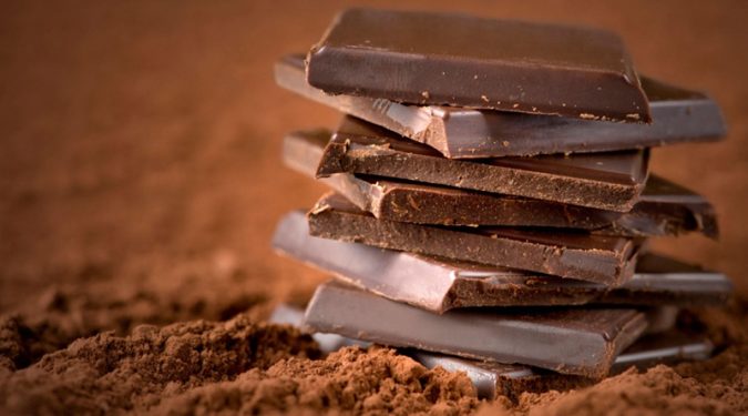 Польза горького шоколада для нашего сердца